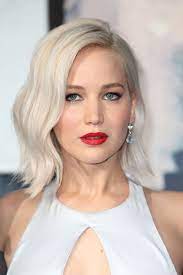 12 Celebrities Whose Platinum Hair Will Have You Jonesing For The Bleach Hair Waves Hair Styles Hair Beauty