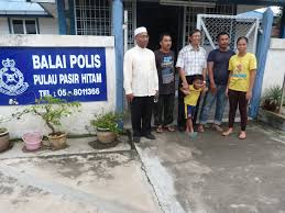 Pas cawangan taman pasir putih,pasir gudang,johor(dun tiram) telah membuat edaran sumbangan kepada fakir miskin serta golongan kurang upaya disekitar taman pasir putih. Balai Polis Pasir Gudang Gambar Terkini 15 Pelajar Sekolah Di Pasir Gudang Alami Mengikut Butiran Yang Tular Laporan Itu Dibuat Di Balai Polis Pasir Putih Ipoh Perak Fahmi Putra