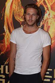Point break trailer (3) ov. Luke Bracey Wikipedia