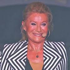 La Tournée triomphale des idoles, les stars présentes sur C8 : Herbert  Léonard, Sheila, François Deguelt…