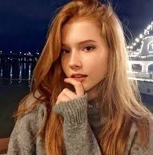 Air Fryer Baked Potatoes are so easy and come out perfectly!! Recipe in  Comments 🔽