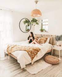 43 Bohemian Minimalist With Urban Outfiters Bedroom Apartment Ideas 10 Boho Minimalist Bedroom Be Urban Outfiters Bedroom Home Decor Bedroom Ikea Bedroom