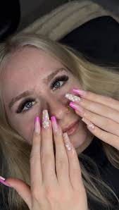 🎄✨ Festive Season Update! ✨🎄 The party season is just around the corner,  and I'll be offering later appointment times for those who can't make it  during the day! 💅💫 Please