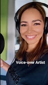 Tamara Snow's Instagram, Twitter & Facebook