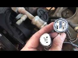 One should never attempt operating on electrical cabling without knowing i print the schematic plus highlight the signal i'm diagnosing in order to make sure i am staying on right path. How To Change Out An Ignition Module On A 1977 1979 Ford Thunderbird 302 Classic Car Repair Youtube