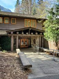 The new exhibit hall at the yosemite valley visitors center provides a wealth of information on the yosemite valley, it's history, it's origins, it's inhabitants throughout the centuries (both man and animal) and it's future. Epic One Day In Yosemite National Park Itinerary Park Ranger John