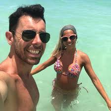 🄶🅁🄰🄳🄸🅅🄰