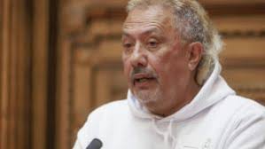 Time running out for Kiwis to buy 'best beach