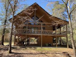 Come and enjoy your stay in. 11 Incredible Treehouse Rentals In Mississippi Secluded Cabins Treehouse Trippers