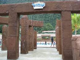 Jika anda inginkan satu lokasi yang membolehkan anda melawat dan melakukan pelbagai aktiviti dalam satu tempat, inilah lokasi menarik yang sesuai iaitu lost world of tambun. 13 Tempat Menarik Di Ipoh Yang Penuh Nostalgia