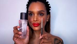 Paleta de Iluminadores Hyper Real Glow: Shimmy Peach