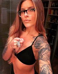 Sophia thomalla is a german celebrity, an actress, a presenter, and a model. Loris Karius Goes Out With The Model And German Marca English