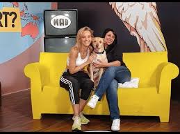 Η σούπερ κική αποκάλυψε πως έπεσε θύμα ξυλοδαρμού από παρέα 30 ατόμων μαζί με μια φίλη της. H Super Kiki Sto Loca Report 1 10 19 Youtube