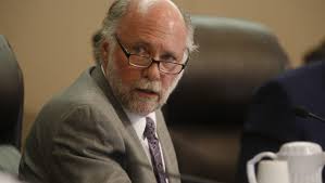 Investigations shaping city commission races