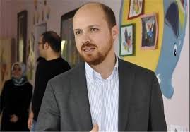 وسط تغطية إعلامية كبيرة، افتتح الرئيس التركي رجب طيب أردوغان الاثنين مطار إسطنبول الجديد والذي حمل اسم مطار إسطنبول، ويأمل من خلاله أن يحتل المركز الأول عالميا. Ù…Ø¬Ù„Ø© Ø§Ù„Ù…Ø§Ù†ÛŒØ© Ù†Ø¬Ù„ Ø§Ø±Ø¯ÙˆØºØ§Ù† ÛŒÙ†Ù‚Ù„ Ù†ÙØ· Ø¯Ø§Ø¹Ø´ ÙˆÙˆØ³Ø§Ø¦Ù„ Ø¥Ø¹Ù„Ø§Ù… Ù…Ø­Ù„ÛŒØ© ØªÙ„Ù‚Ø¨Ù‡ Ø¨Ù€ ÙˆØ²ÛŒØ± Ù†ÙØ·Ù‡Ø§ Ø§Ù„Ø£Ø®Ø¨Ø§Ø± Ø¯ÙˆÙ„ÛŒØ© ÙˆÚ©Ø§Ù„Ø© ØªØ³Ù†ÛŒÙ… Ø§Ù„Ø¯ÙˆÙ„ÛŒØ© Ù„Ù„Ø£Ù†Ø¨Ø§Ø¡