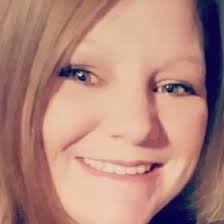 Tara Griffiths (1mommat)