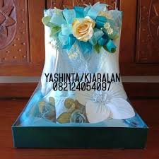 Siapkan alat2 yang diperlukan :gunting,koran,kardus bekas,karet,isolasi,plastik,pernak pernik,,,jarum. Jual Paket Seserahan Pernikahan Piyama Hias Mahar Nikah Hantaran Baju Kota Surabaya Ojakagata Tokopedia