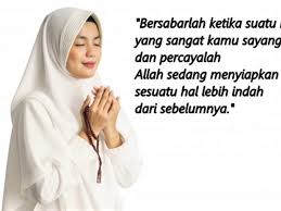 Cobalah untuk menenangkan diri dengan membaca doa untuk menghindarkan diri dari perasaan cemas. 75 Kata Kata Sabar Dalam Menghadapi Cobaan Dan Masalah Bikin Hatimu Tenang Dream Co Id