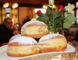 Faschingskrapfen Mit Marmelade Gefullte Krapfen Rezept Rezept Krapfen Rezept Faschingskrapfen Faschingskrapfen Rezept