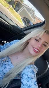 Ciara Owens's Instagram, Twitter & Facebook