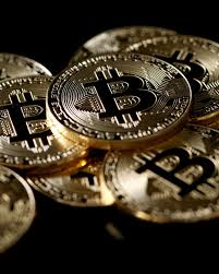China on tuesday banned its financial institutions and payment companies from offering any services involving bitcoin and other cryptocurrencies, including registrations, trading, clearing and settlement. Swswlf2tdx7scm
