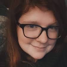 Demi Scott's Instagram, Twitter & Facebook