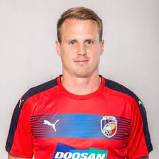 He was a member of the czech republic national football team. David Limbersky Extra Cz