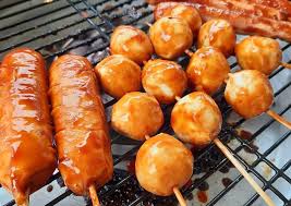 Apalagi, kalau baksonya dimasak dengan dibakar dengan bumbu spesial. 8 Bahan Membuat Sosis Bakso Bakar Yang Lezat Cookandrecipe Com