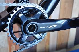 Le mono plateau est apprécié pour sa simplicité, mais une pratique de vtt sportive et régulière est tout de même recommandée pour ce type de transmission. Transmission 1x On Vous Dit Tout