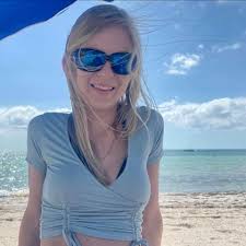 Spooky Story Time with Lance Bass