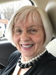 Ashley Wiest's Instagram, Twitter & Facebook