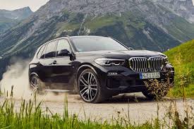 La marque et/ou le modèle, le kilométrage, l'année, l'énergie (diesel, électrique, essence, hybride) mais aussi le type de boîte de vitesse et la carrosserie (4x4, berline, break, cabriolet, coupé…). Bmw X5 Years Novocom Top