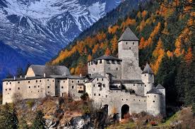 Tures Castle Burg Taufers Among The Most Beautiful Castles In South Tyrol Italian Castle Castel Castle