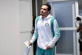 Palmeiras aguarda propostas para definir futuro de Raphael Veiga, alvo de sondagens do exterior