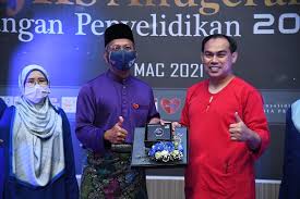 Majlis anugerah dekan(ad) & anugerah naib canselor(anc) 2015 fkmp. Berita News Unimap Naib Canselor Unimap Penerima Anugerah Khas Tokoh Penyelidikan Tahun 2020