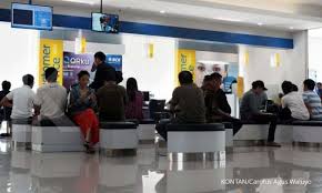 Kalau kamu tertarik untuk membuka rekening deposito berjangka, kamu harus paham. Bunga Deposito Tertinggi Bca 3 25 Bri 3 75 Bank Mandiri 3 75