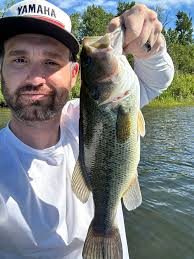 Caught this in lake Washington two days ago. Is this a rock bass?
