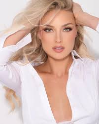 Lindsay Lauren Becker