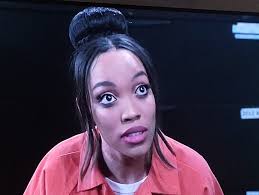 Elvira's gonna get hyper if she can't see her soaps!” Loooool!