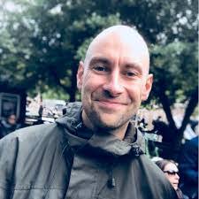 Peter Frandsen's Instagram, Twitter & Facebook