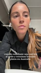 Lavando Los Platos en Australia