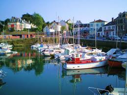 Flanerie Portuaire Port Tudy Ile De Groix Morbihan Bretagne France Bretagne Ile De Groix Plage Bretagne