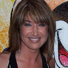 Karen Shuster's Instagram, Twitter & Facebook