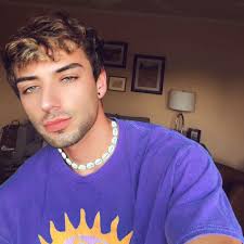 SPECIAL DROPS JUNE 9TH ON NETFLIX IS A JOKE YOUTUBE CHANNEL. Listen to me—  join my text list linked in my bio. THATS how you make sure you don't miss  the special