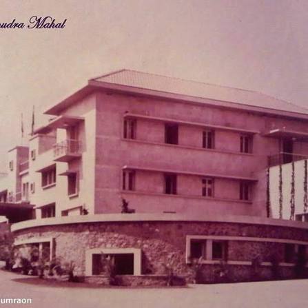 Samudra Mahal at worli mumbai. A lost palace by the sea of scindias of gwalior. #gwalior #scindia #samudra #mahal #worli #mumbai https://gwaliorplus.com/samudra-mahal-at-worli-mumbai-a-lost-palace -of-gwalior-by-the-sea/