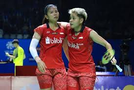 The women's doubles semi final was played for two hours and forty one minutes between japan's kurumi yanao and naoko fukuman and indonesian players greysia polii and nitya krishinda maheshwari. Di Perempat Final Greysia Polii Jangan Sampai Kendur Republika Online