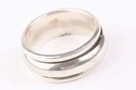 How To Restore Silver On A Ring That Has Turned Copper In 2020 Cleaning Silver Jewelry Simple Silver Jewelry Silver Engagement Rings