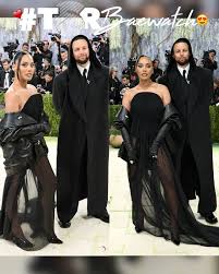 Steph Curry's 'Sith Lord' Look Steals the Show at Met Gala 2026