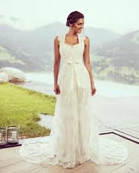 Schlussendlich entscheidet der persönliche geschmack und die individuellen vorstellungen an das dirndl. Brautdirndlkleid Nur Bei Www Tianvantastique Com Heiraten Bridalmakeup Hochzeitsdirndl Trachtenhochzeit Brautdirndl Braut Dirndl Braut Dirndl Brautkleid