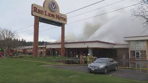 Several evacuated in fire burning at Red Lion Hotel in Kelso